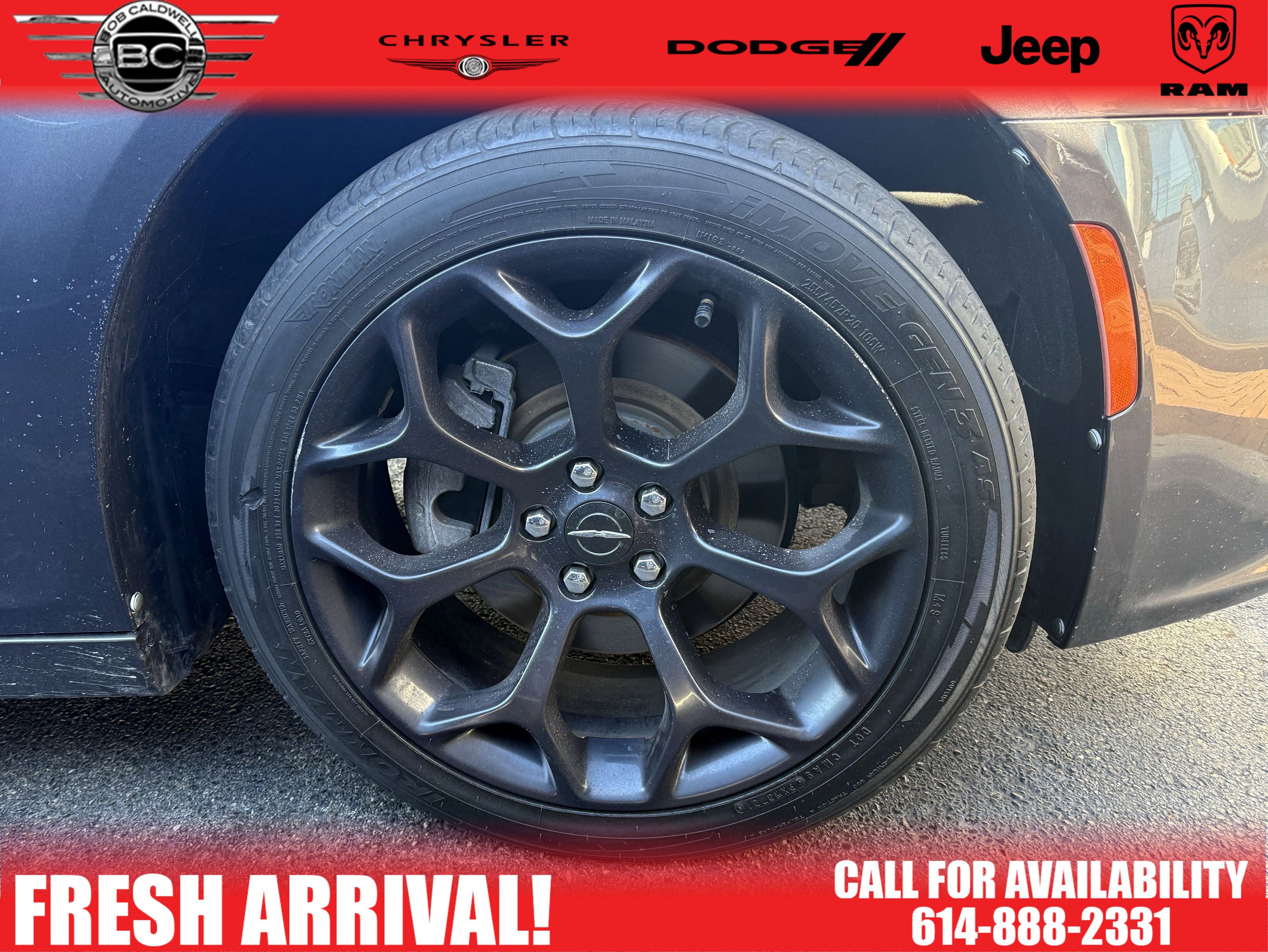 Used 2020 Chrysler 300 S image 9