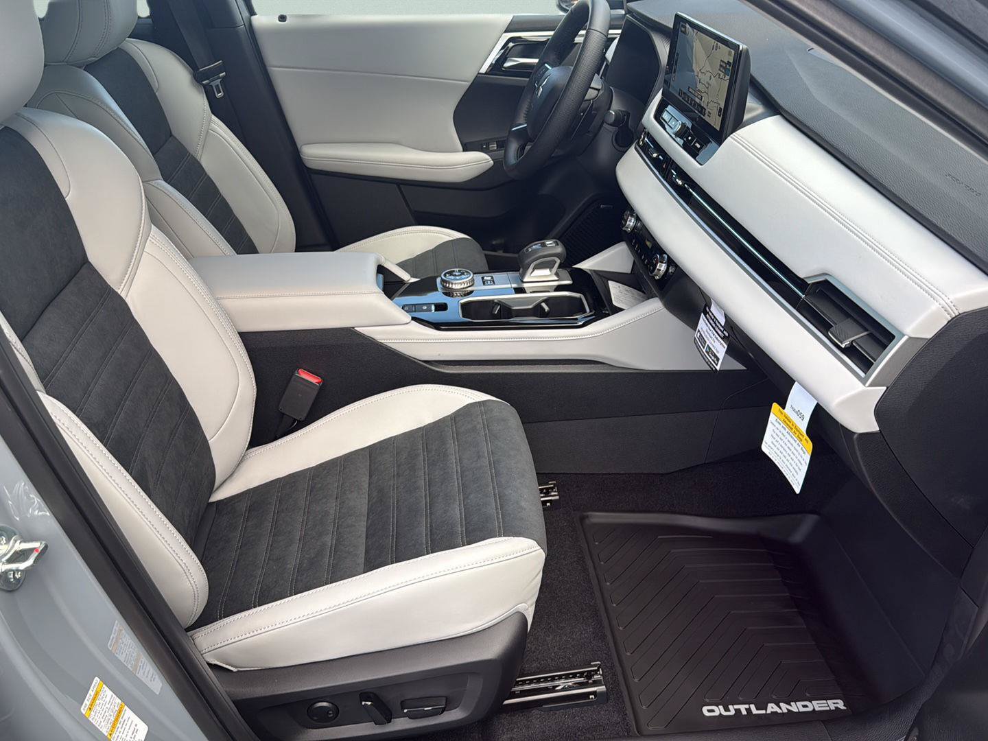 New 2026 Mitsubishi Outlander SE AWD/4WD image 24