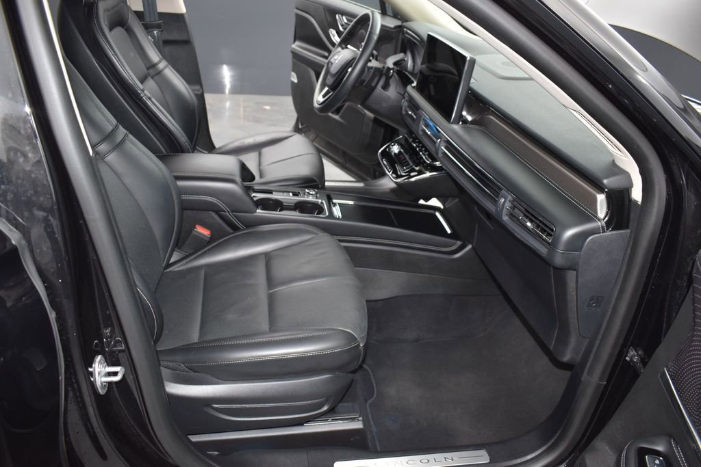 Used 2024 Lincoln Corsair Reserve AWD/4WD image 25