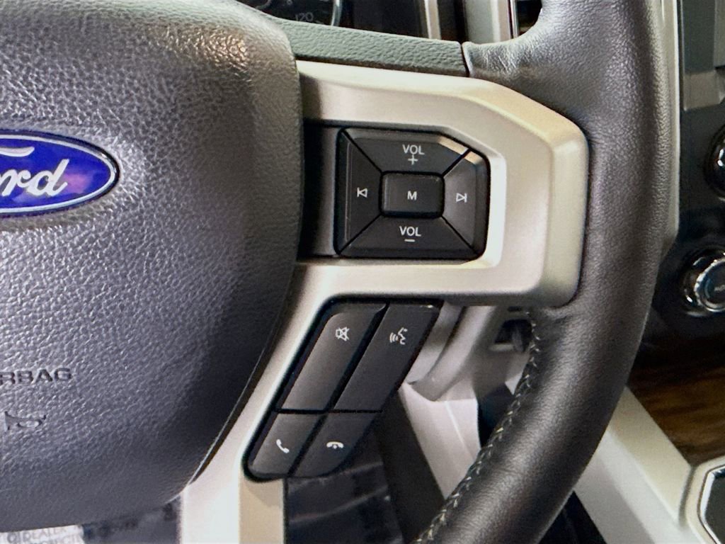 Used 2019 Ford F150 Lariat image 23