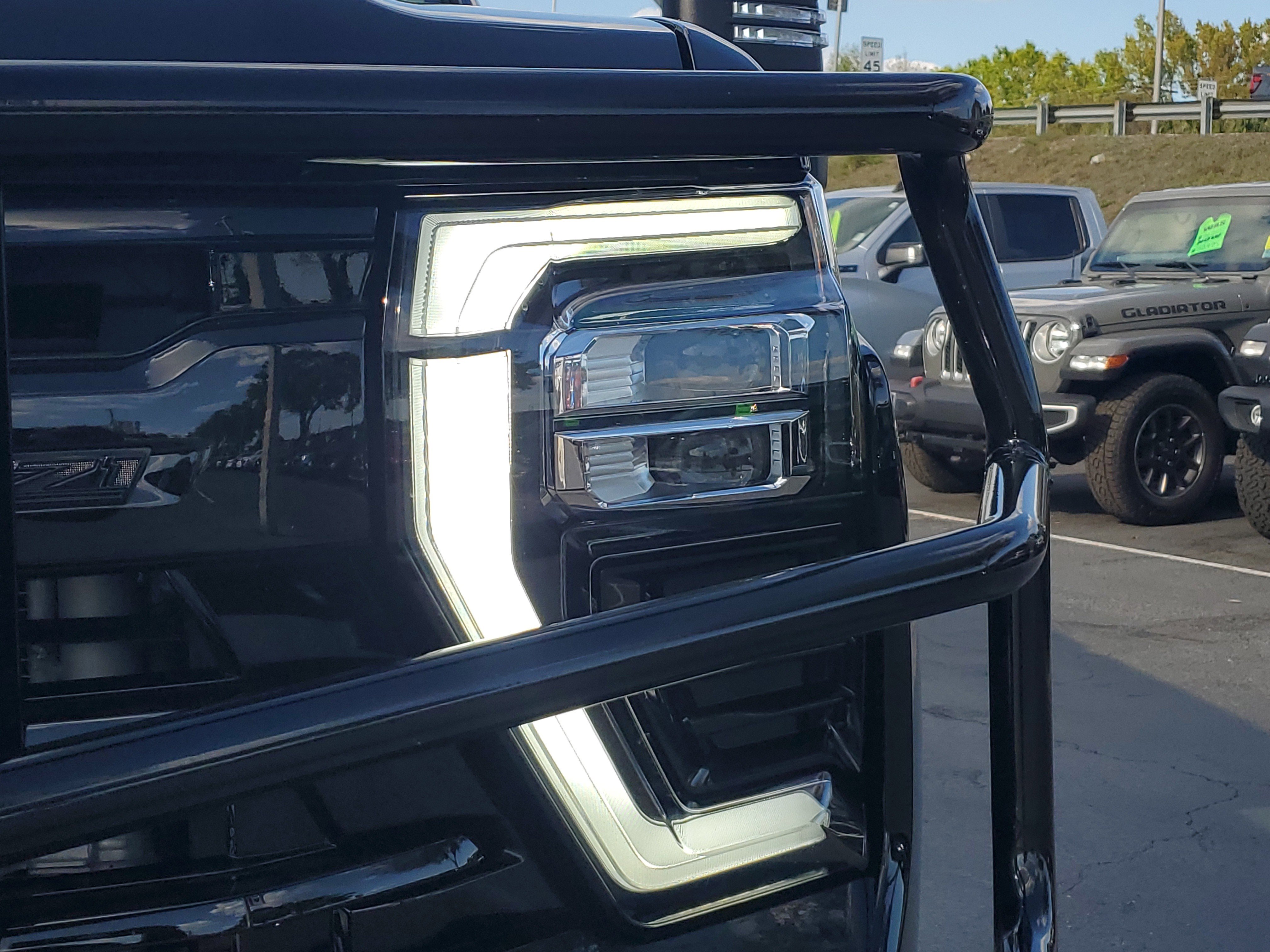 Used 2025 Chevrolet Silverado 3500 LTZ w/ LTZ Plus Package image 3