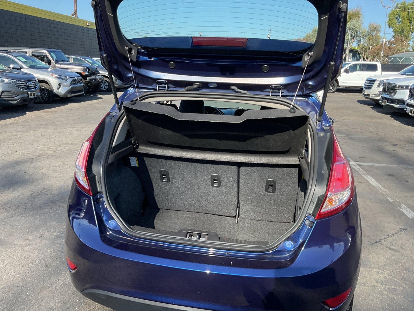 Used 2016 Ford Fiesta SE FWD image 27