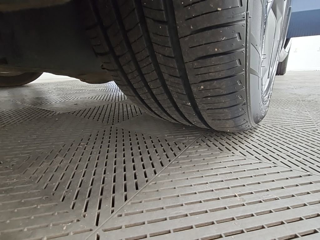 Used 2023 Honda Accord EX image 40