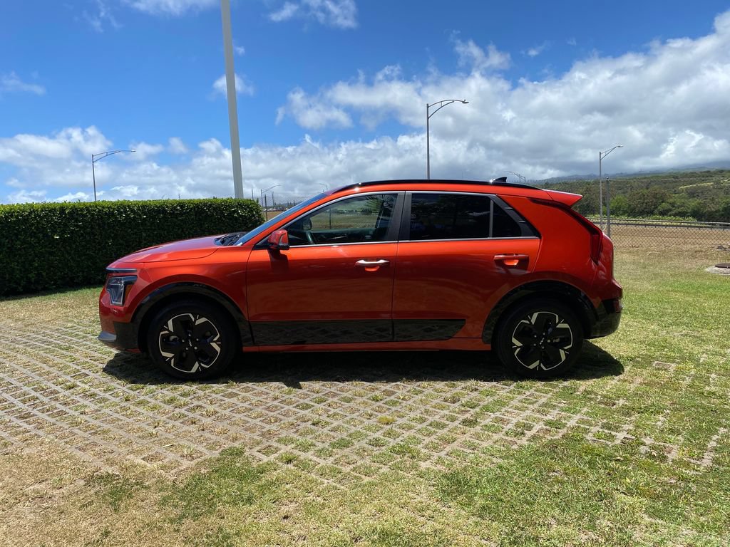Used 2023 Kia Niro Wave FWD image 22