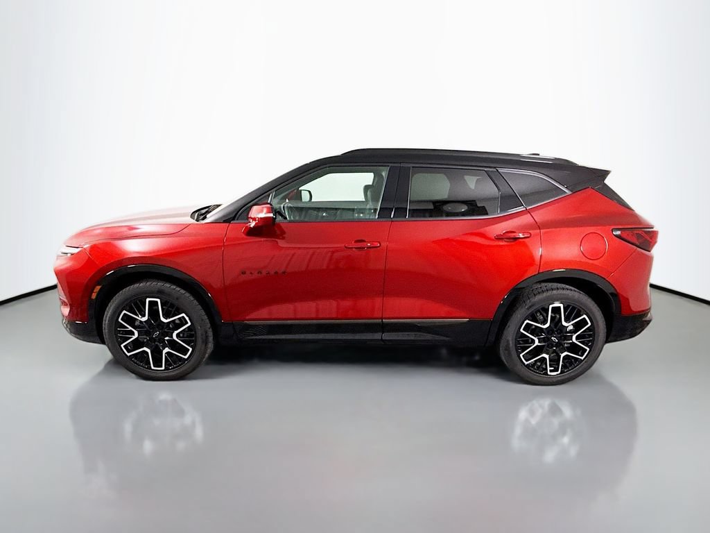 Used 2024 Chevrolet Blazer RS w/ Driver Confidence II Package FWD image 4