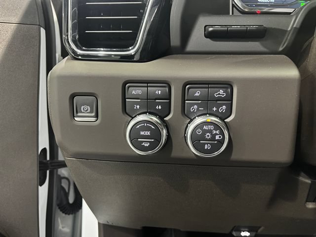Used 2024 GMC Sierra 2500 Denali w/ Denali Reserve Package AWD/4WD image 25