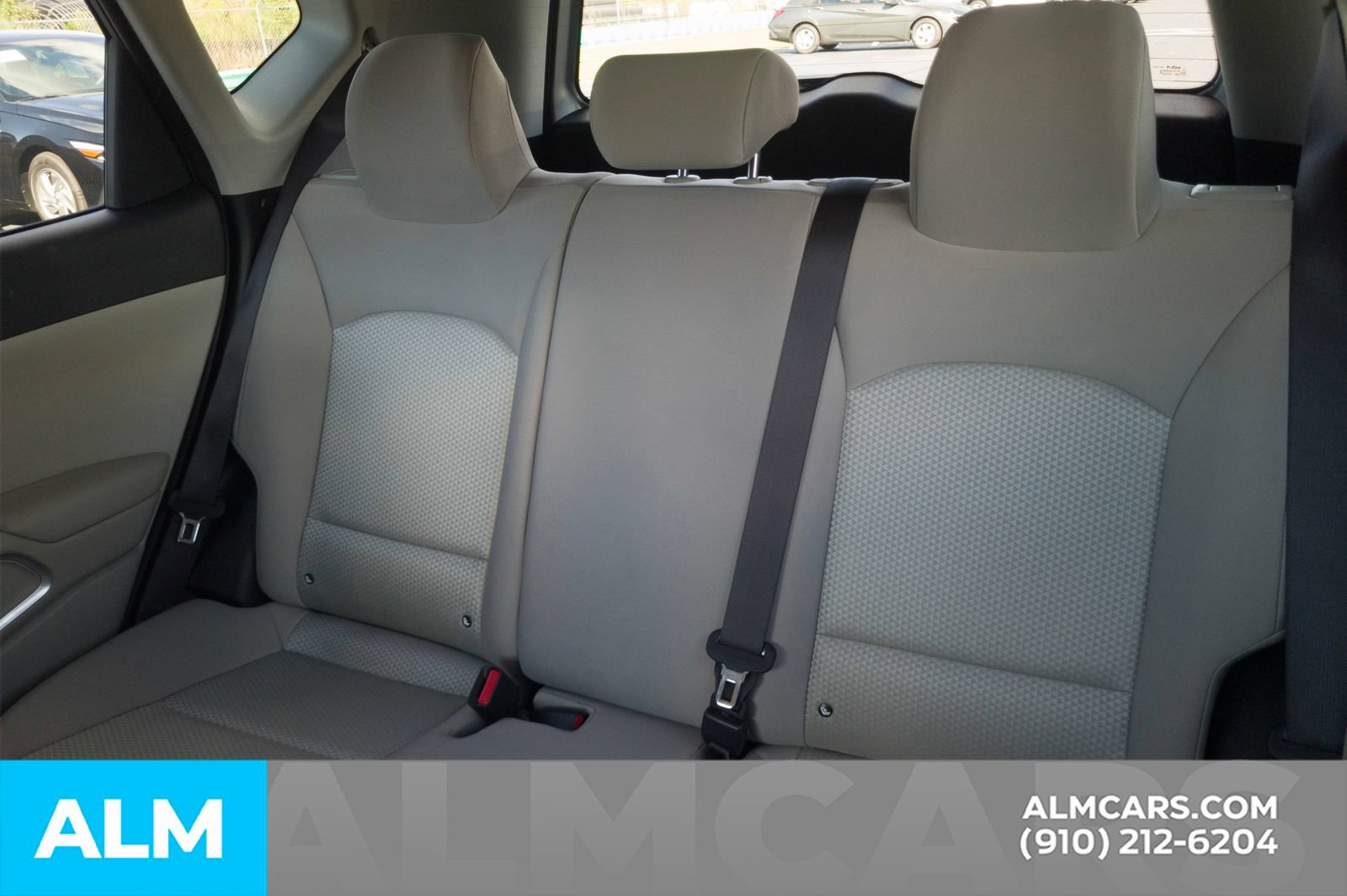 Used 2025 Kia Soul LX w/ LX Technology Package FWD image 16