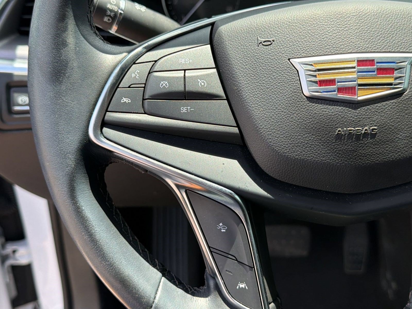 Used 2023 Cadillac XT5 Luxury FWD image 17