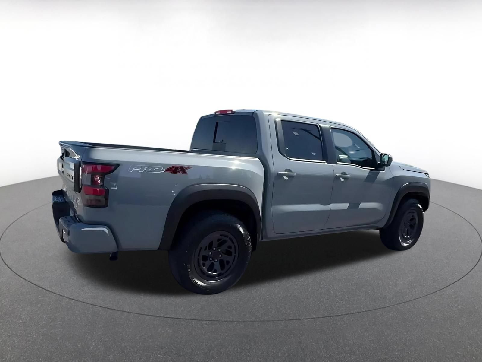 Used 2026 Nissan Frontier PRO-4X AWD/4WD image 14