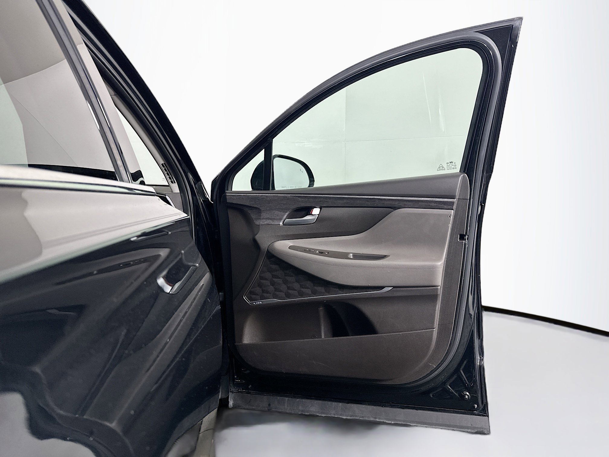 Used 2019 Hyundai Santa Fe SEL w/ Cargo Package FWD image 32