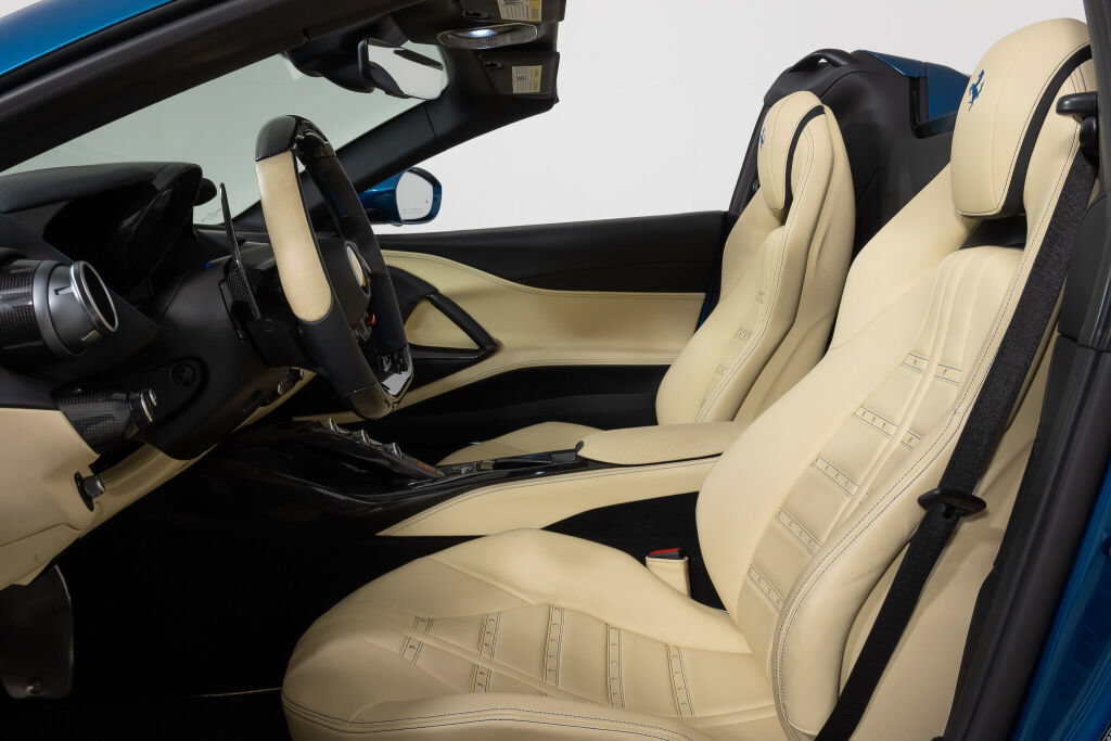 Used 2021 Ferrari 812 GTS RWD image 33