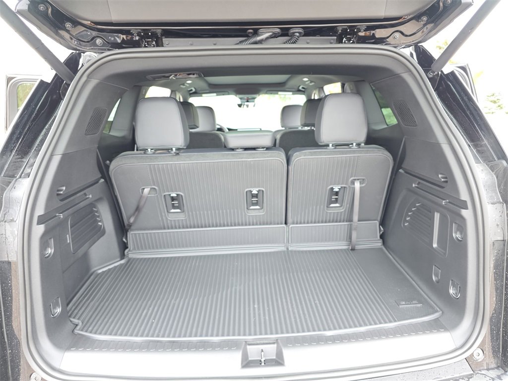 New 2026 GMC Acadia AT4 w/ Luxury Package image 13