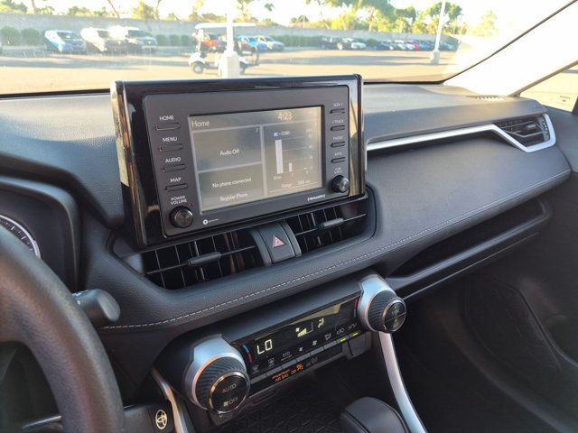 Used 2022 Toyota RAV4 LE AWD/4WD image 12