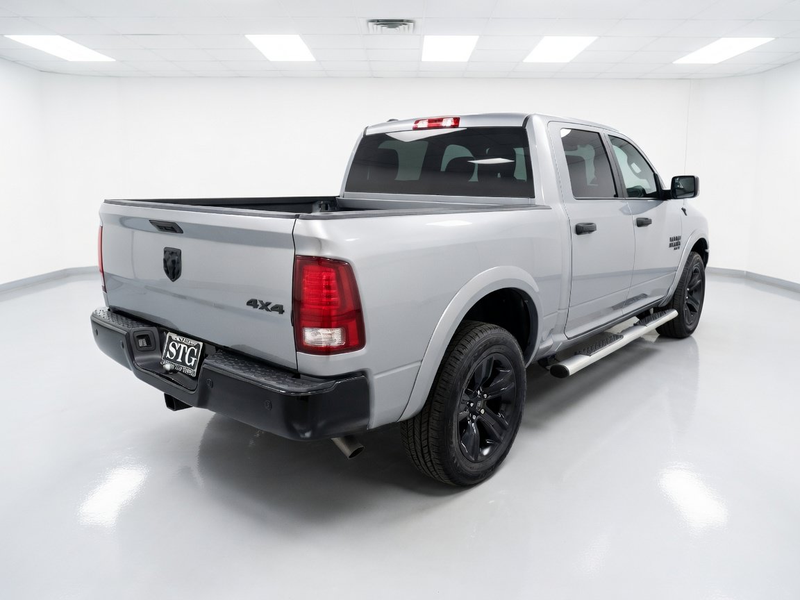 Used 2023 RAM 1500 Warlock AWD/4WD image 4