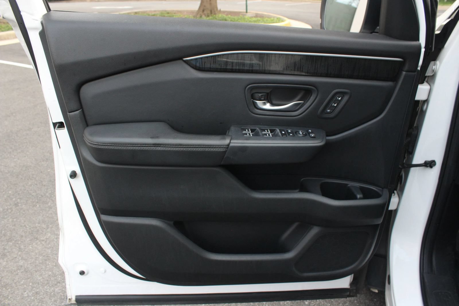 Used 2023 Honda Pilot Elite image 15