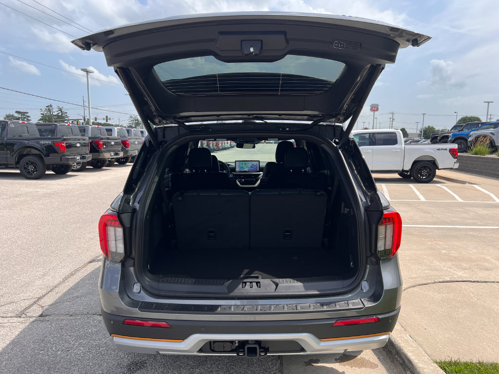 New 2026 Ford Explorer Tremor w/ Tremor Ultimate Package AWD/4WD image 16