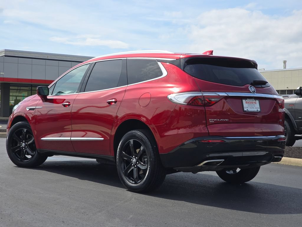 Used 2023 Buick Enclave Essence w/ Sport Touring Edition AWD/4WD image 15