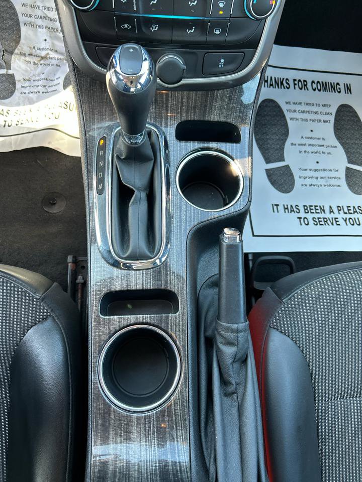 Used 2015 Chevrolet Malibu LT w/ Power Convenience Package image 16