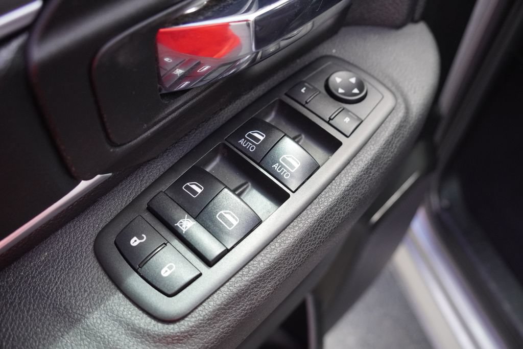 Used 2021 RAM 1500 Warlock RWD image 17