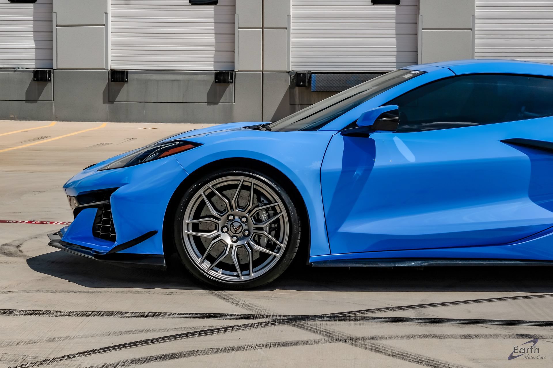 Used 2024 Chevrolet Corvette Z06 w/ Z07 Performance Package RWD image 8