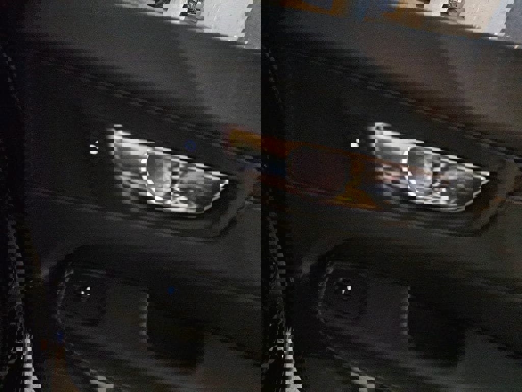 Certified 2025 Volvo XC60 B5 Ultra image 10