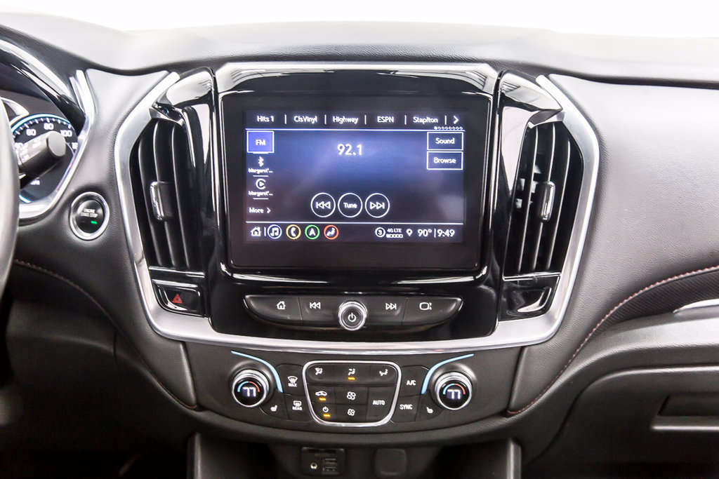 Used 2022 Chevrolet Traverse RS FWD image 19