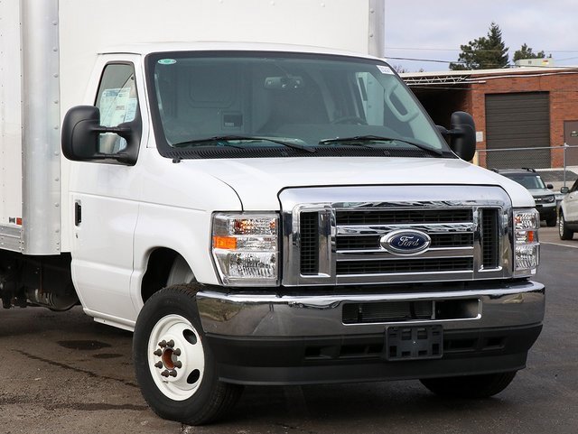 New 2024 Ford E-450 and Econoline 450 Super Duty w/ Power Windows & Locks Group video 2