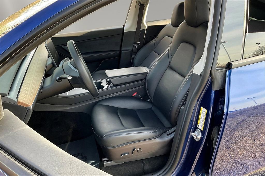 Used 2021 Tesla Model Y Long Range image 20