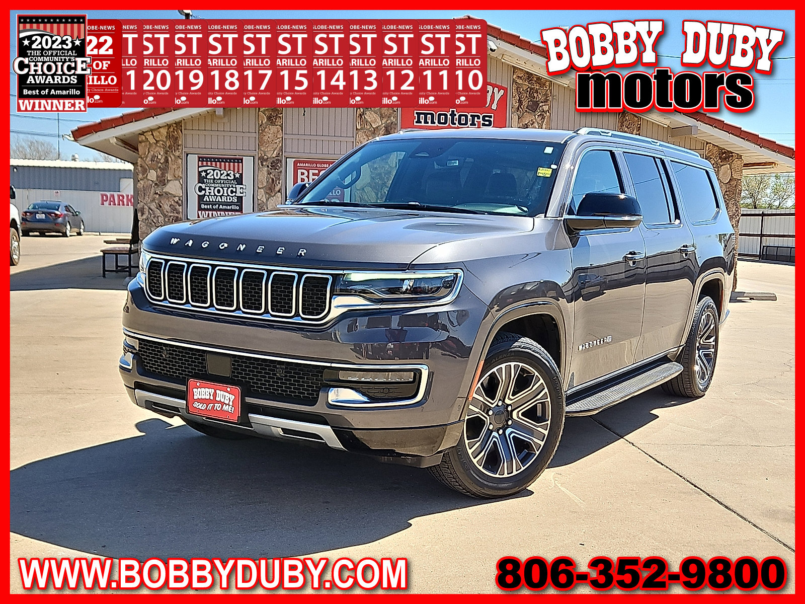 Used 2024 Jeep Wagoneer L Series II w/ Flexible Seating Group image 1