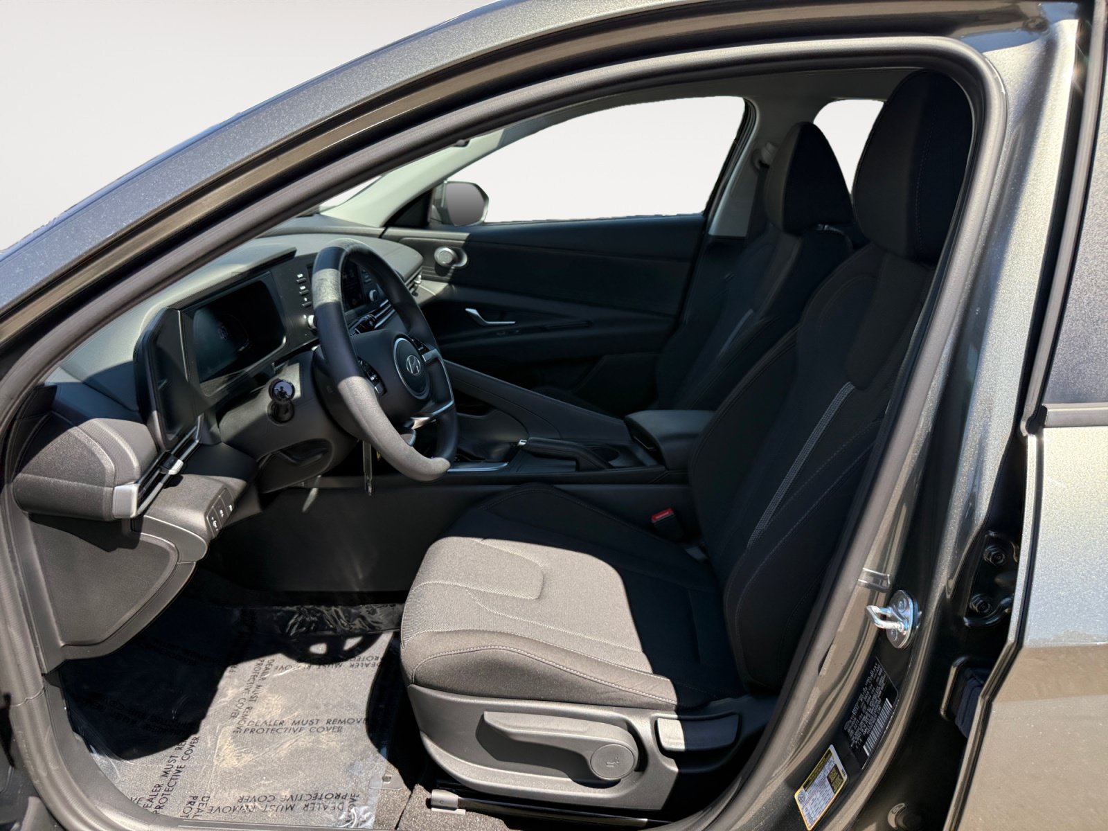 Certified 2026 Hyundai Elantra SE FWD image 10