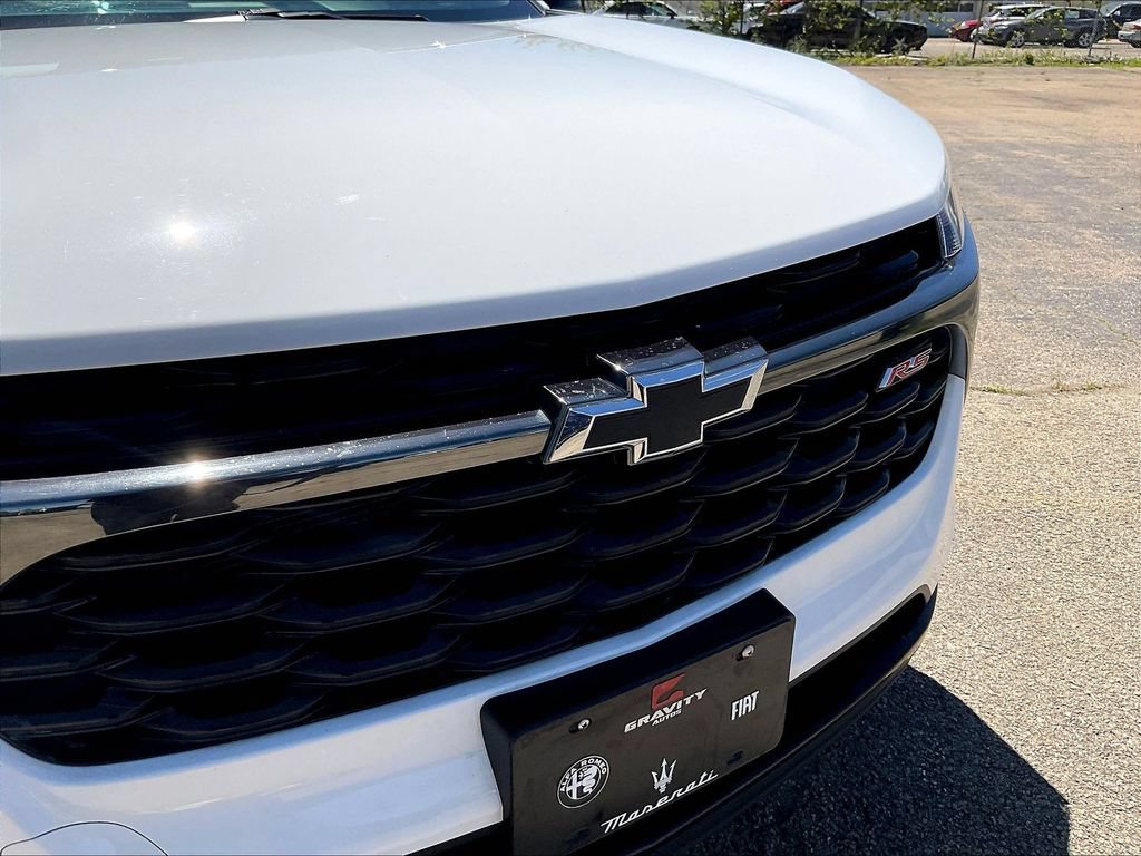 Used 2024 Chevrolet Trax RS w/ Driver Confidence Package FWD image 32