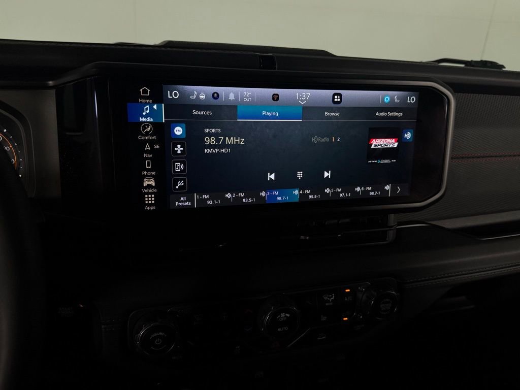 Used 2024 Jeep Wrangler Unlimited Rubicon w/ Capability Package image 21