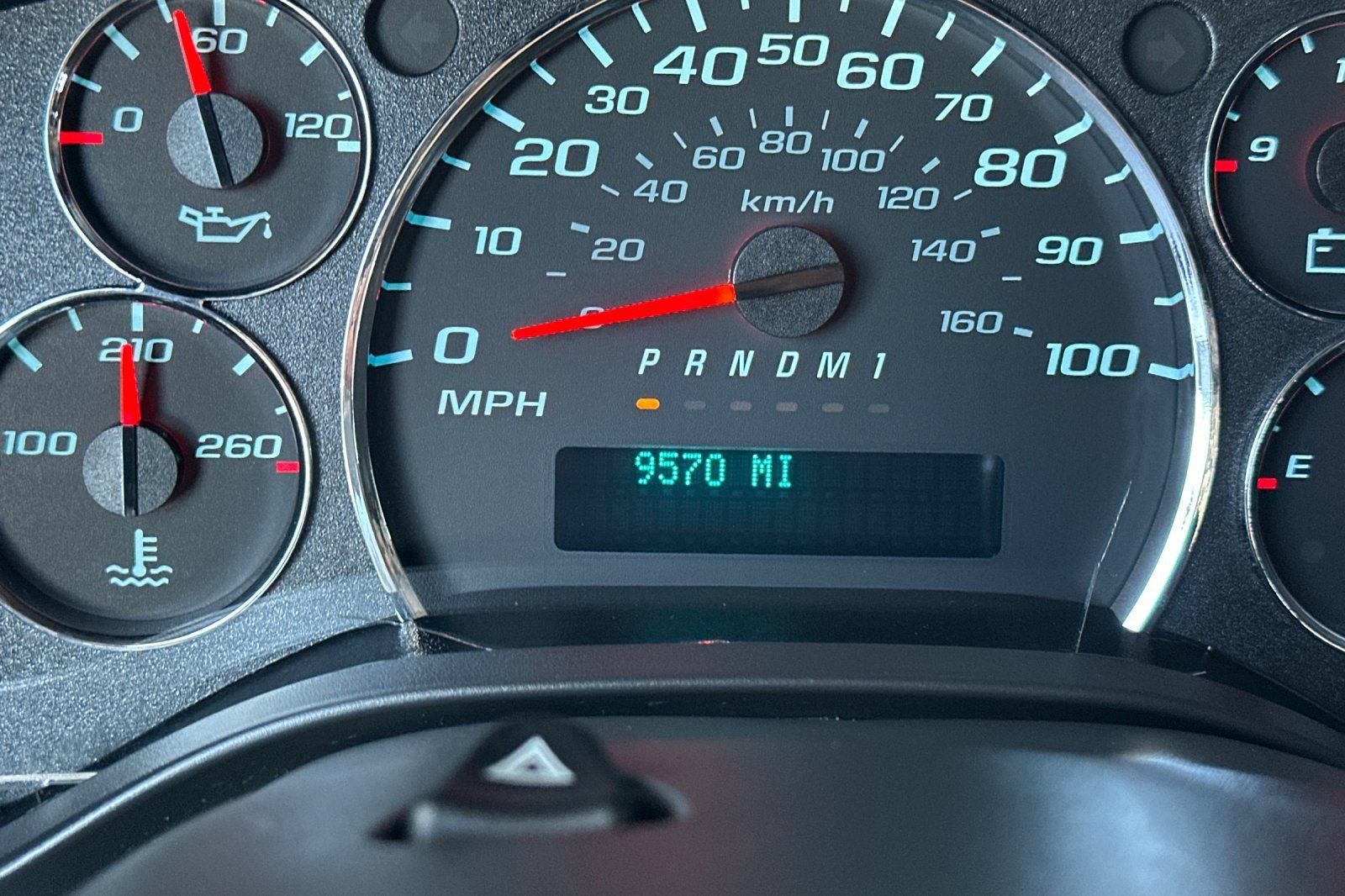 Certified 2025 Chevrolet Express 2500 w/ Driver Convenience Package RWD image 29