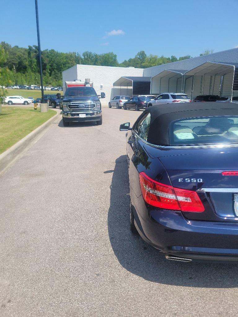 Used 2011 Mercedes-Benz E 550 Cabriolet image 7