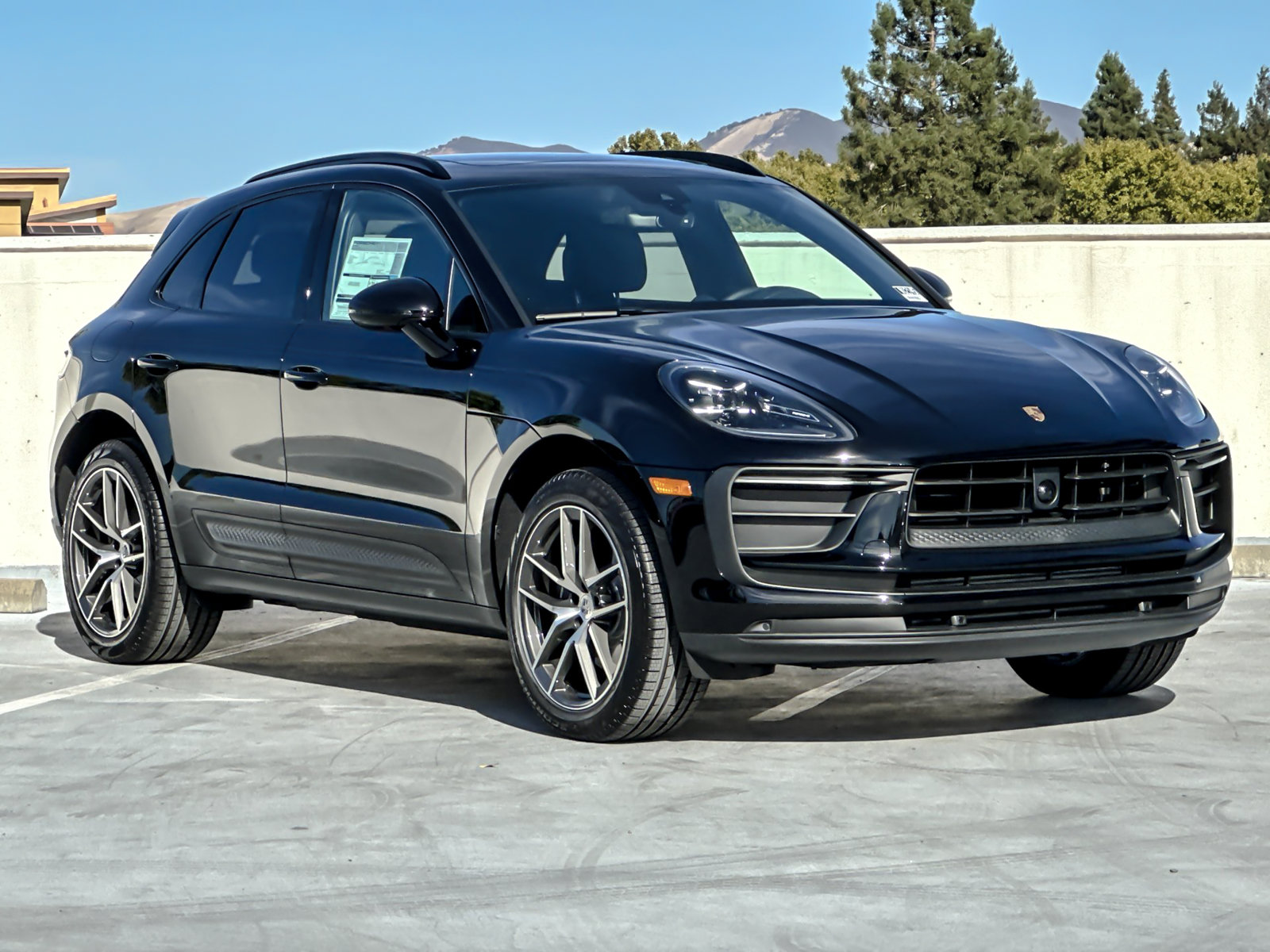 New 2026 Porsche Macan AWD/4WD image 11