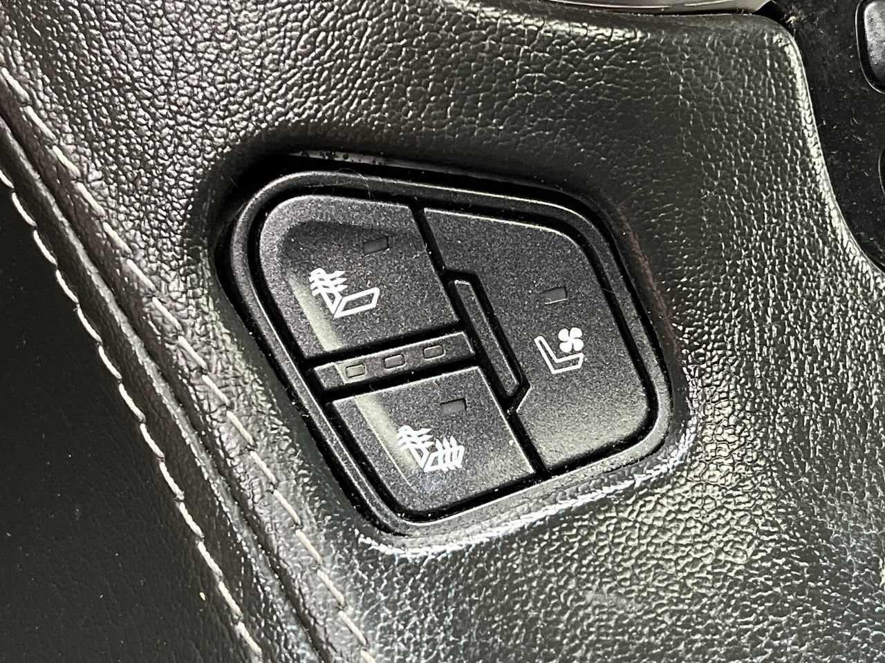 Used 2018 GMC Yukon SLT AWD/4WD image 23
