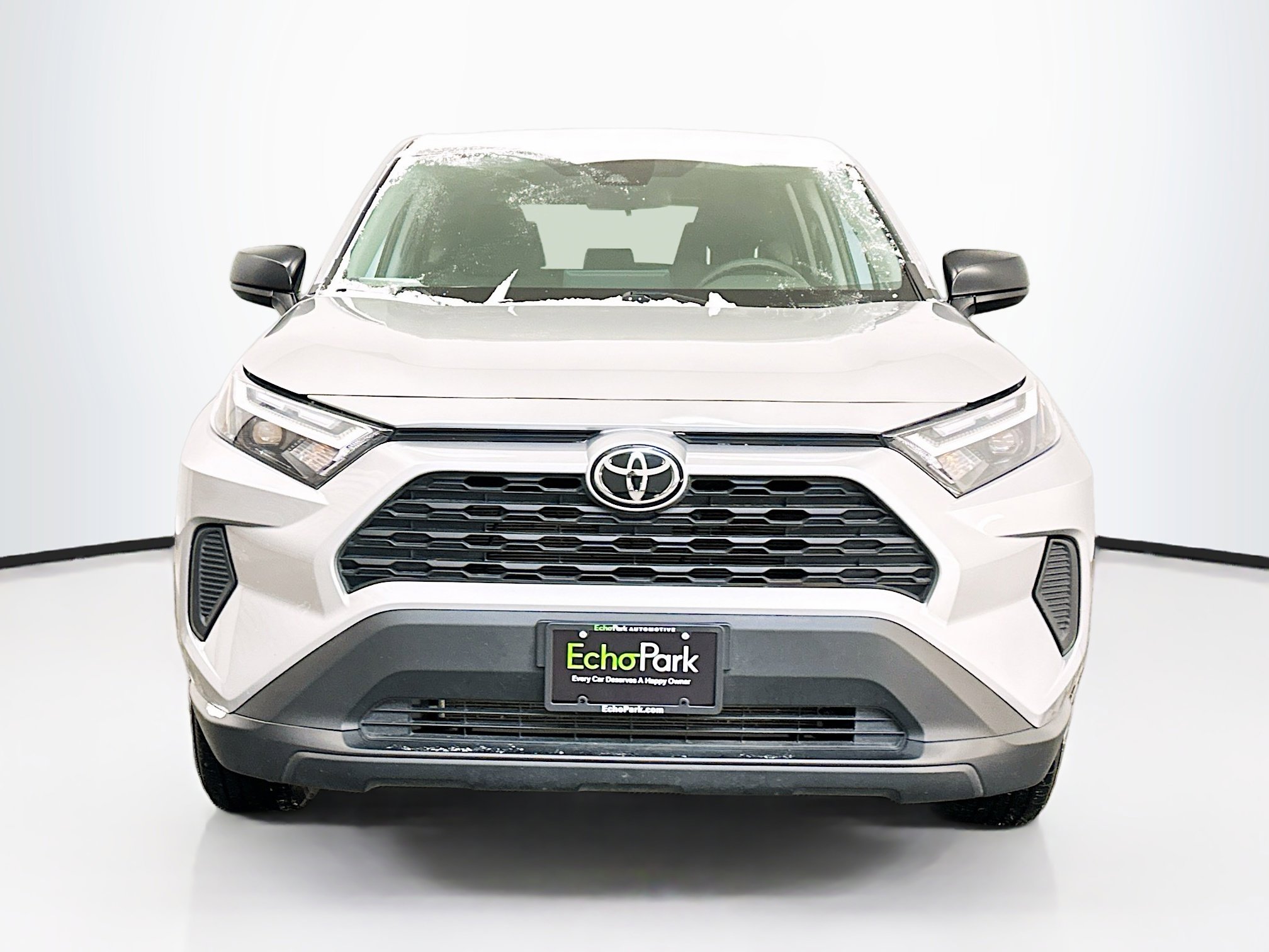 Used 2025 Toyota RAV4 LE image 2