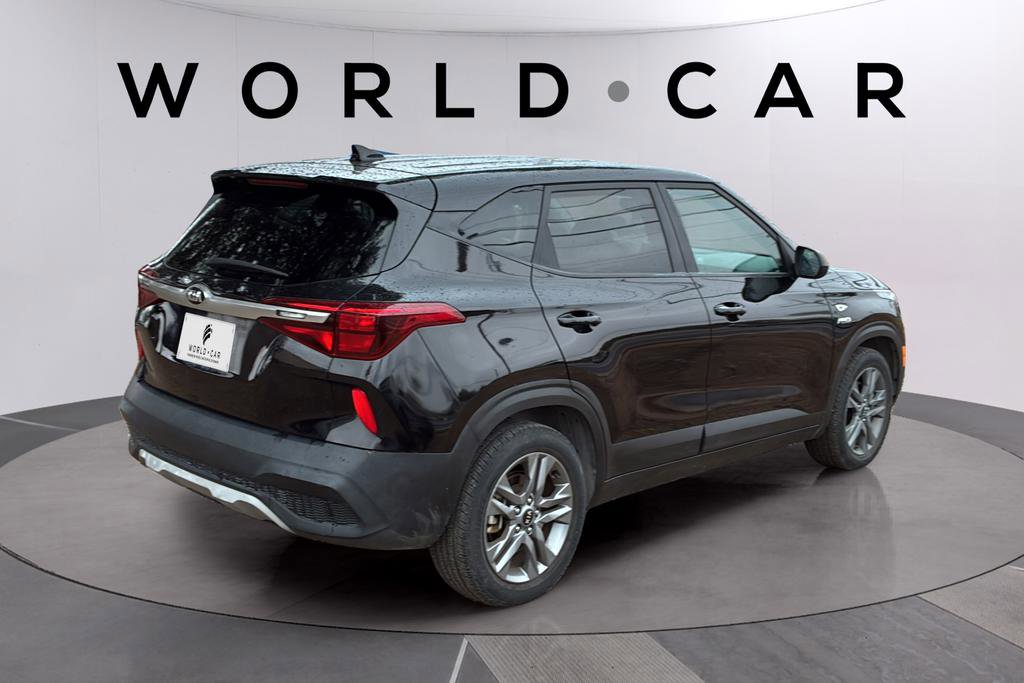 Used 2021 Kia Seltos LX AWD/4WD image 16