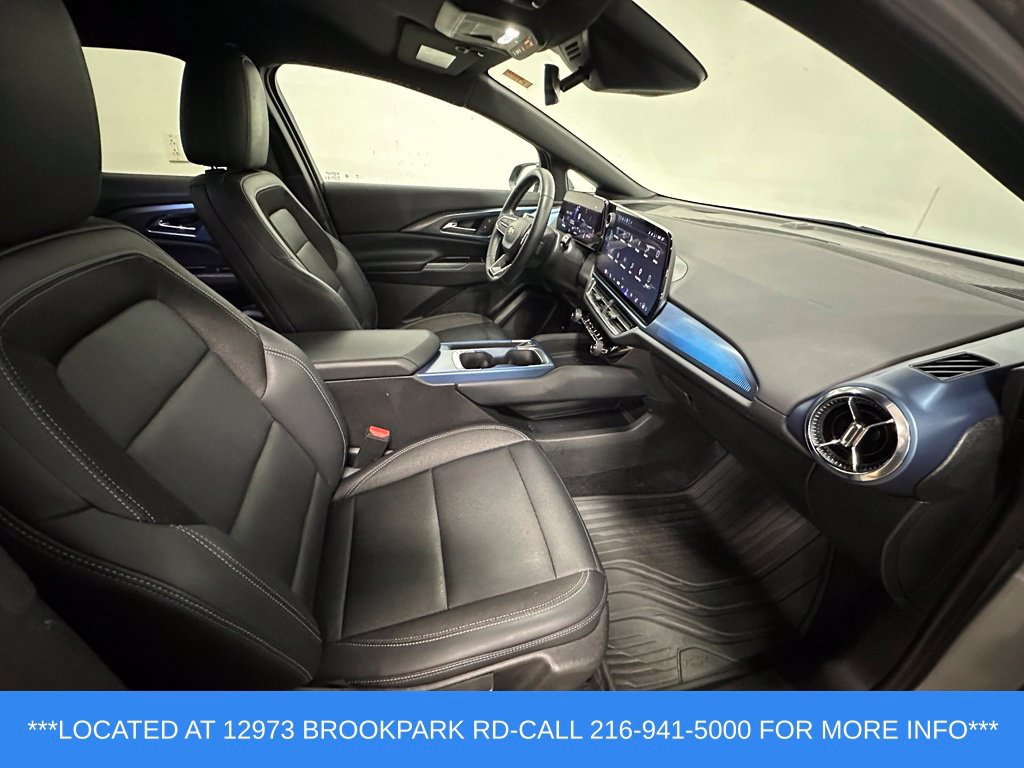 Used 2024 Chevrolet Equinox EV LT w/ LPO, All-Weather Mat Package AWD/4WD image 27