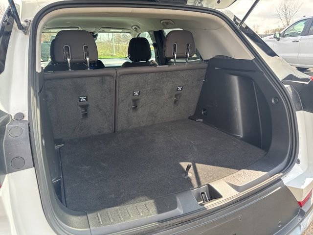 Used 2024 Chevrolet TrailBlazer LT w/ LT Cold Weather Package AWD/4WD image 27