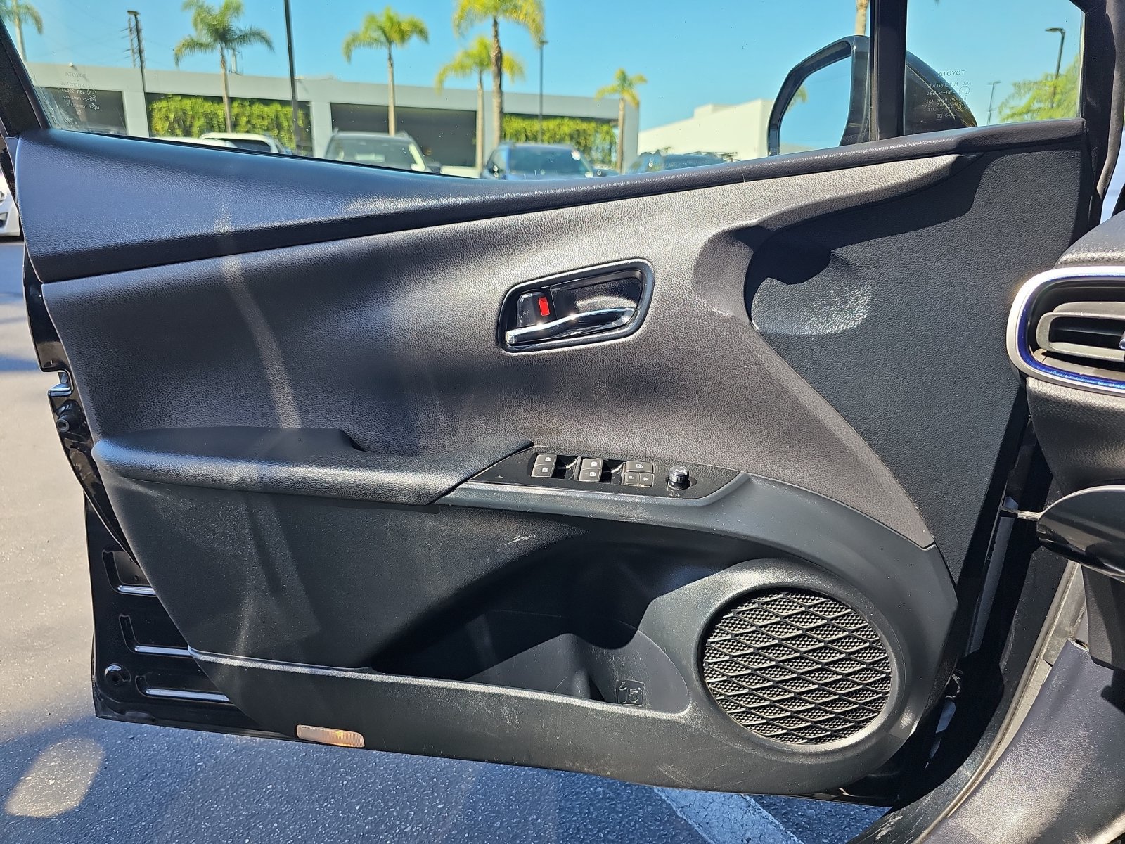 Used 2017 Toyota Prius Three Touring w/ Carpet Mat Package FWD image 27