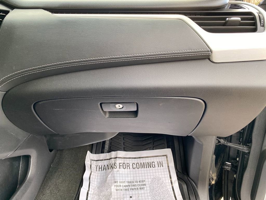 Used 2018 GMC Yukon SLE image 28