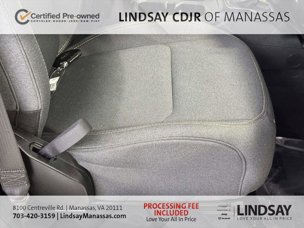 Used 2024 Jeep Gladiator Sport AWD/4WD image 16