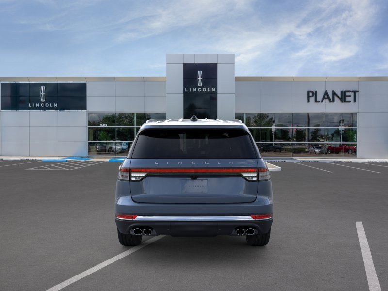 New 2026 Lincoln Aviator 2WD image 5