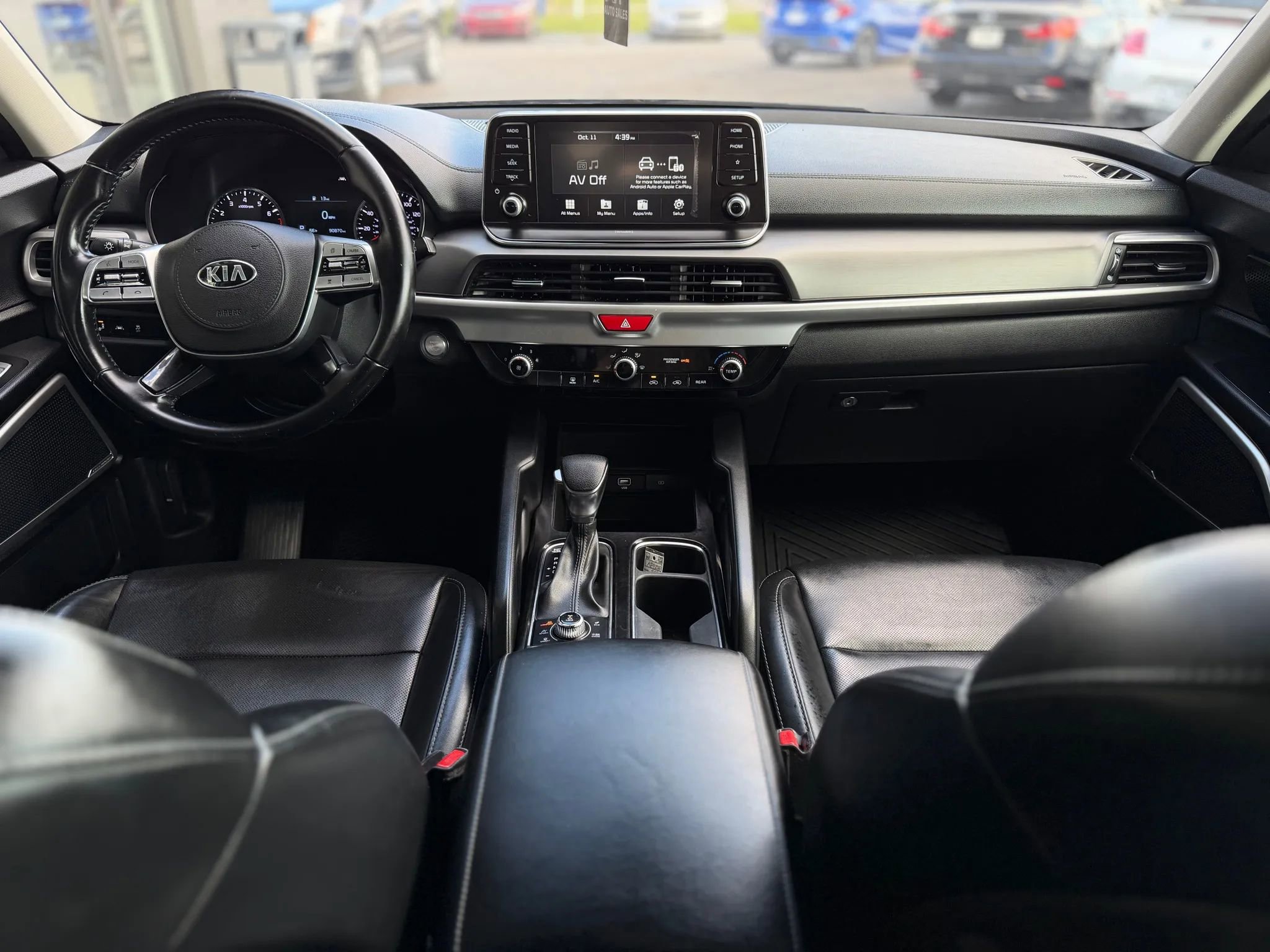 Used 2020 Kia Telluride LX image 12