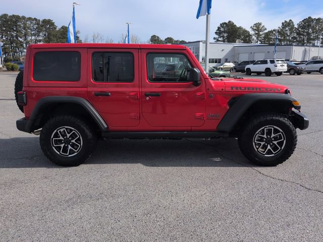 Used 2025 Jeep Wrangler Unlimited Rubicon image 2