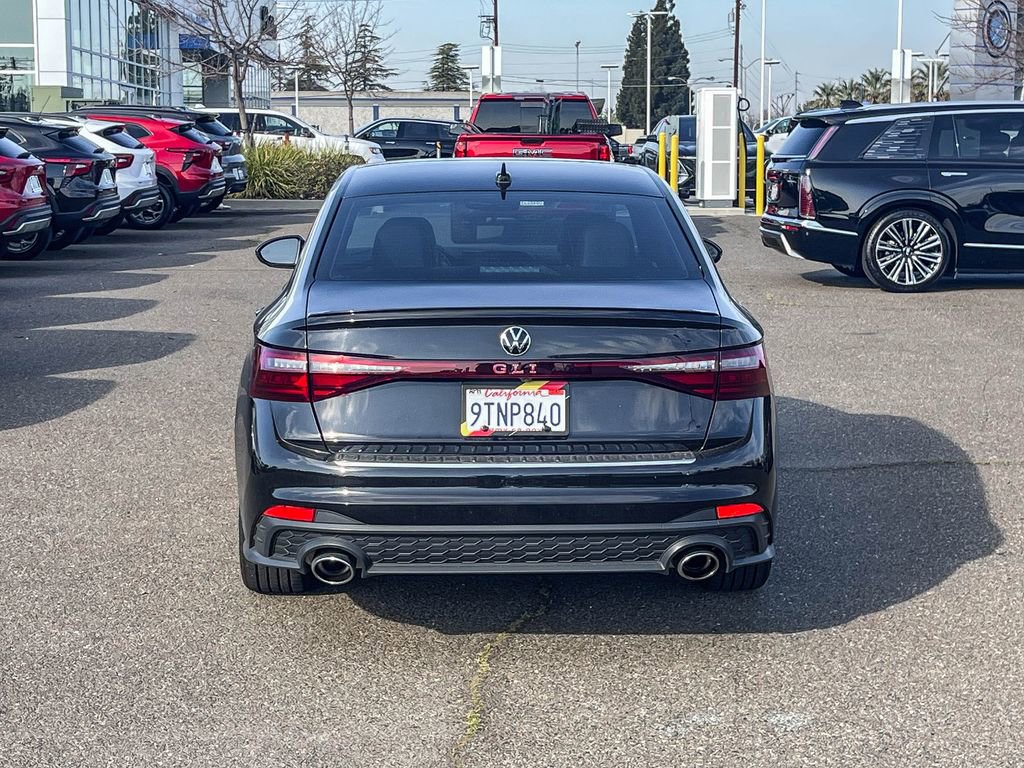 Used 2025 Volkswagen Jetta GLI Autobahn image 3