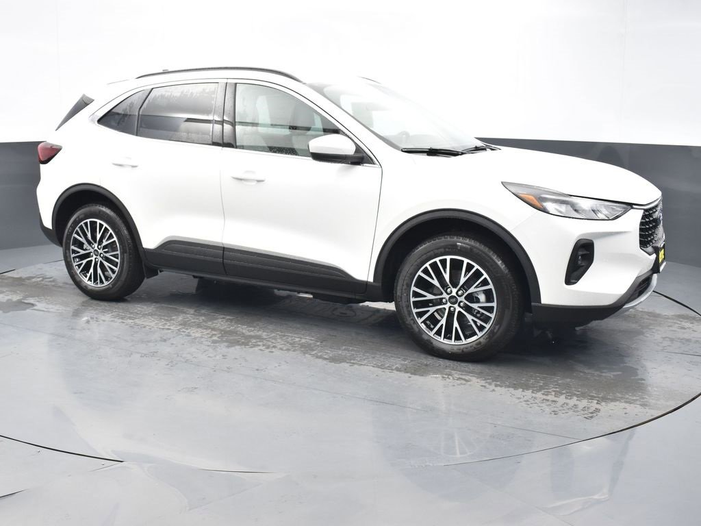New 2025 Ford Escape SE image 3