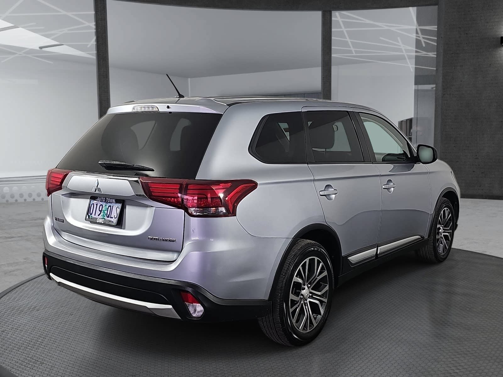 Used 2016 Mitsubishi Outlander ES AWD/4WD image 5