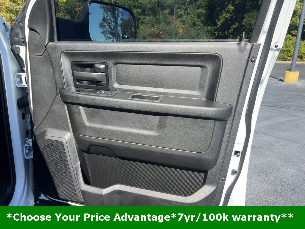 Used 2022 RAM 3500 Tradesman w/ Chrome Appearance Group image 32